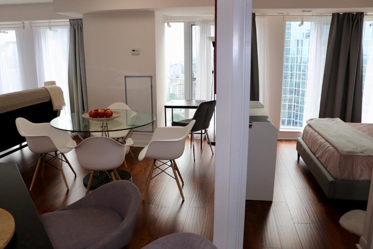 Apartment/2Bedrooms/2 Full Bathrooms/Free Parking Toronto Bagian luar foto