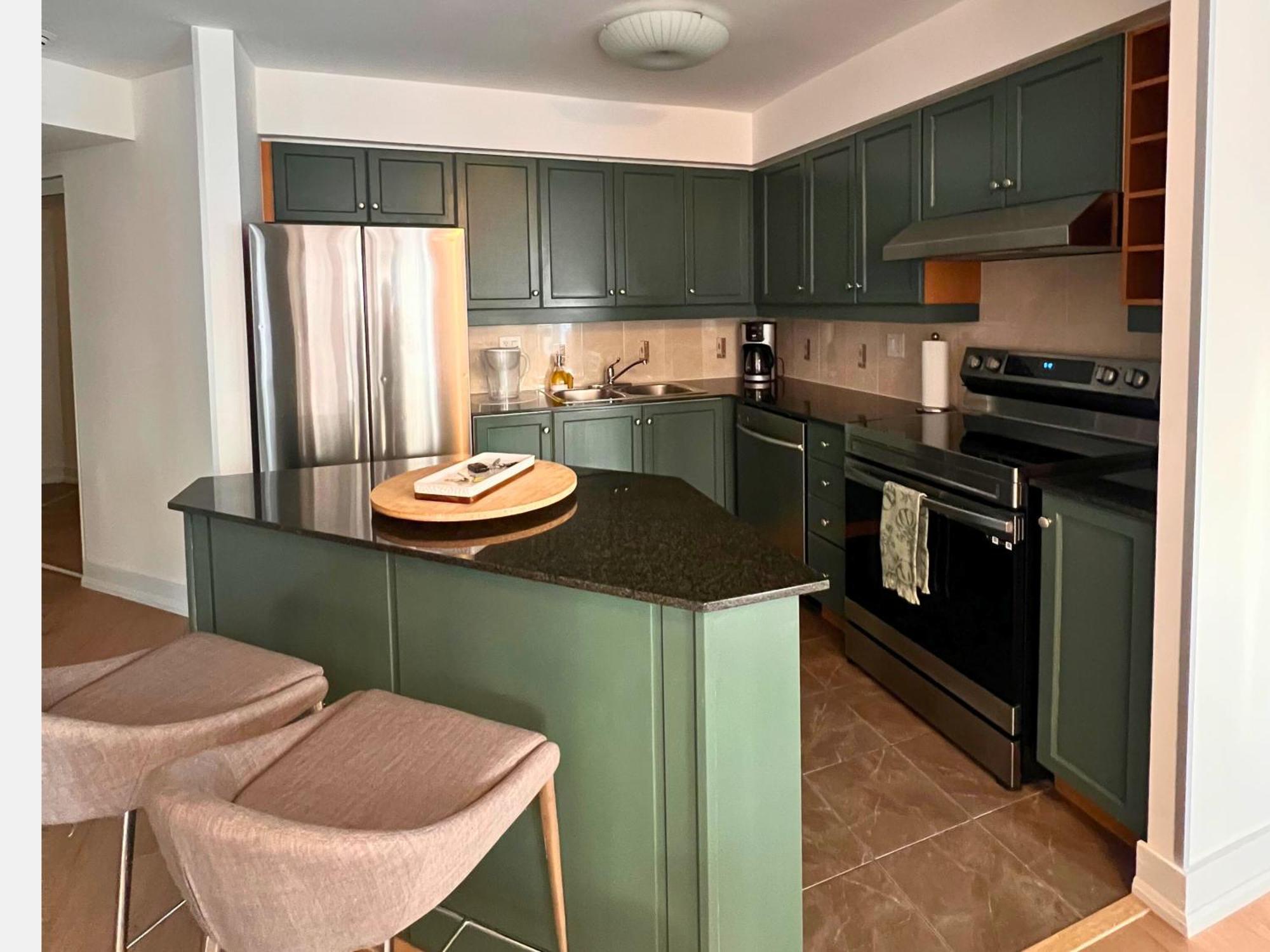 Apartment/2Bedrooms/2 Full Bathrooms/Free Parking Toronto Bagian luar foto